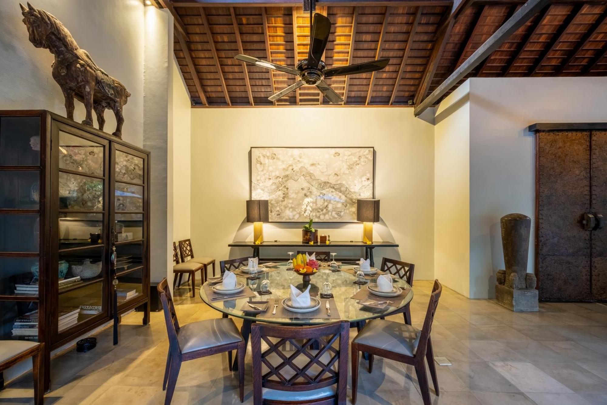 Villa De Suma - Fully Staffed Luxury Villa, Walk To The Beach! Seminyak  Ngoại thất bức ảnh