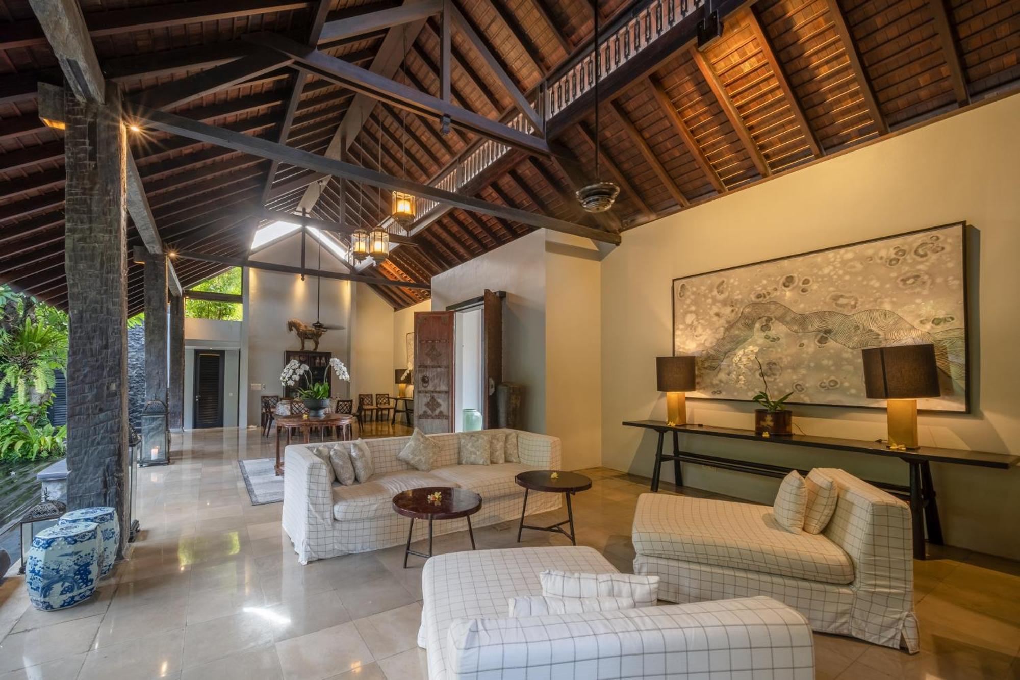 Villa De Suma - Fully Staffed Luxury Villa, Walk To The Beach! Seminyak  Ngoại thất bức ảnh