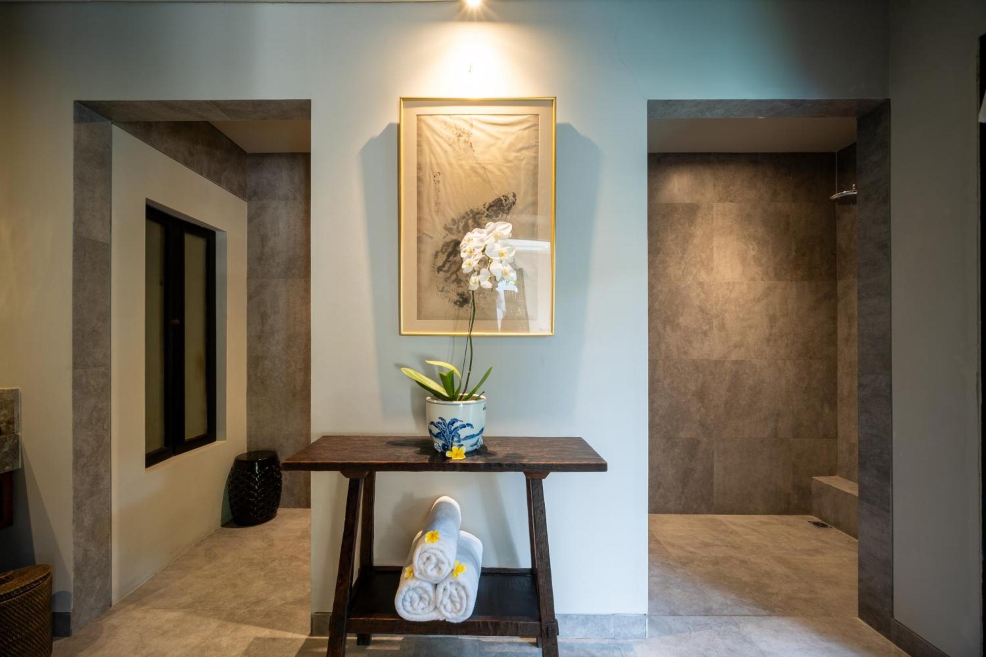 Villa De Suma - Fully Staffed Luxury Villa, Walk To The Beach! Seminyak  Ngoại thất bức ảnh