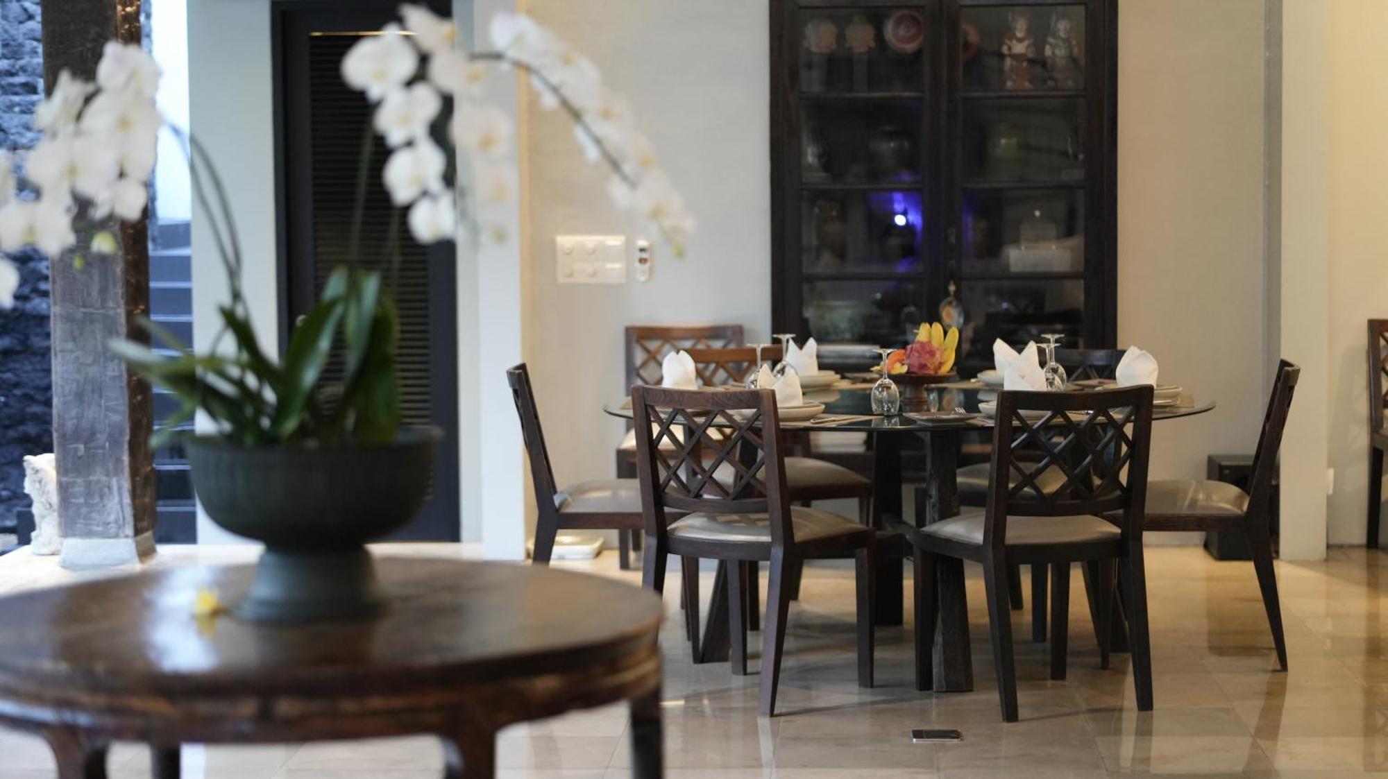 Villa De Suma - Fully Staffed Luxury Villa, Walk To The Beach! Seminyak  Ngoại thất bức ảnh